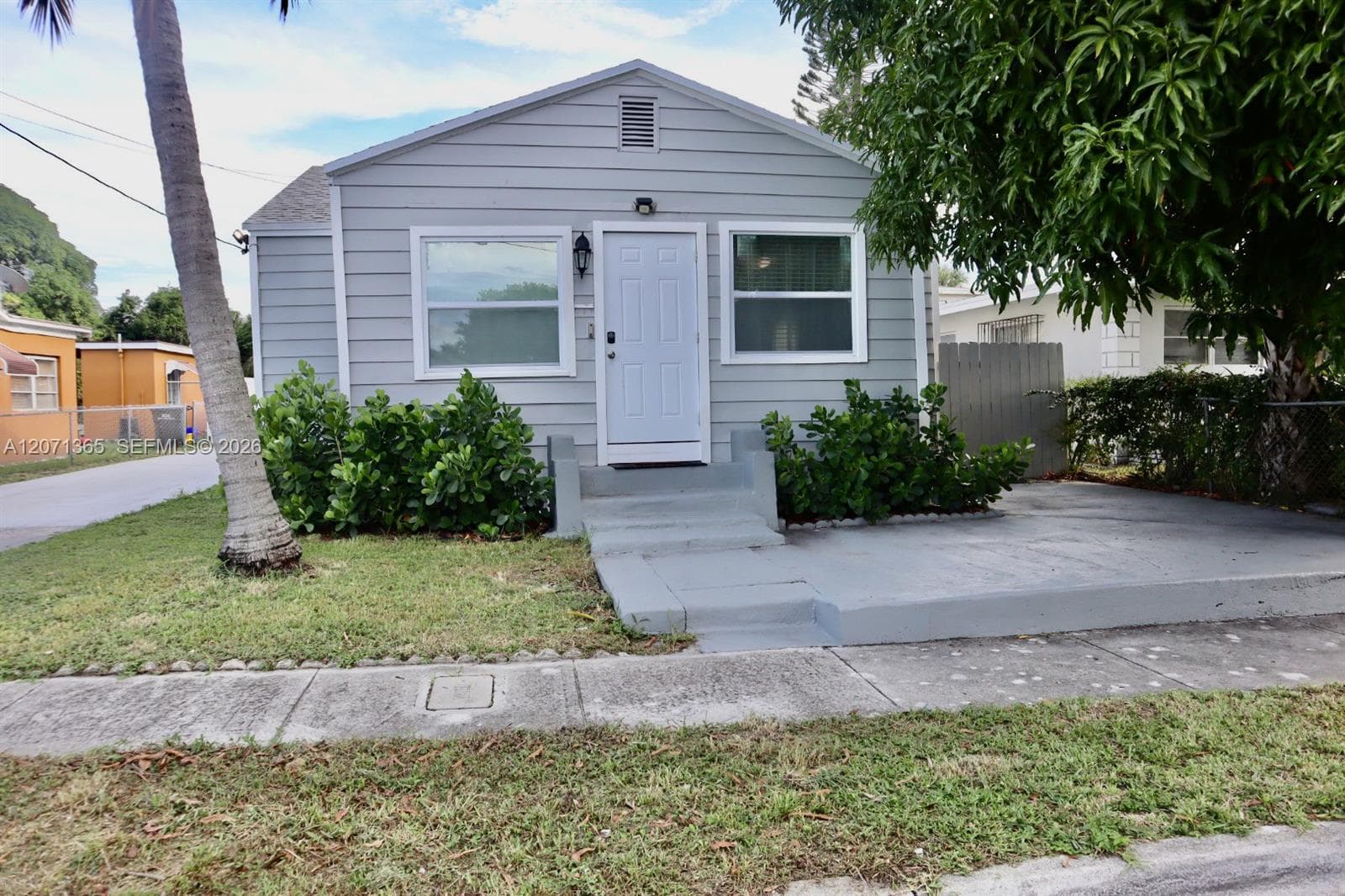1112 11th St, West Palm Beach, FL 33401 — zdjęcie 3