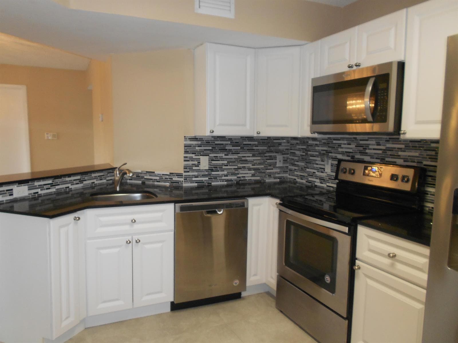 8977 Wiles Road # 203, Coral Springs, FL 33067 — zdjęcie 3