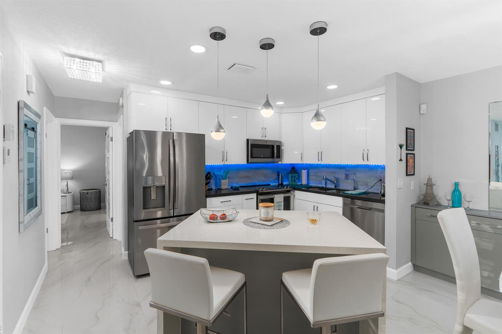 130 CYPRESS CLUB Drive # 306, Pompano Beach, FL 33060
