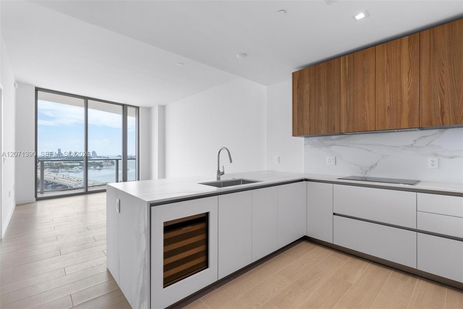 1400 Biscayne Blvd # 1905, Miami, FL 33132 — zdjęcie 2