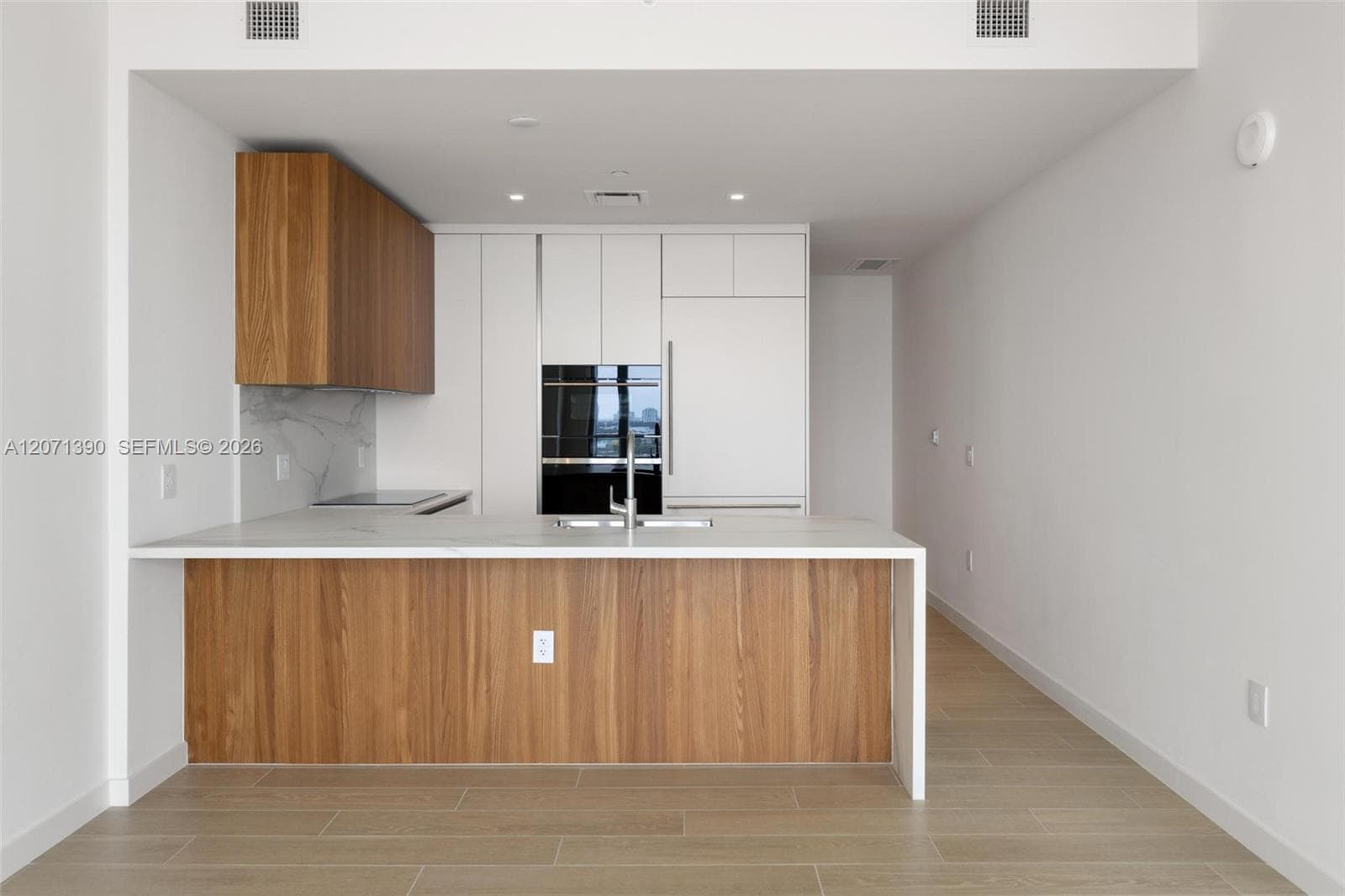 1400 Biscayne Blvd # 1905, Miami, FL 33132 — zdjęcie 5