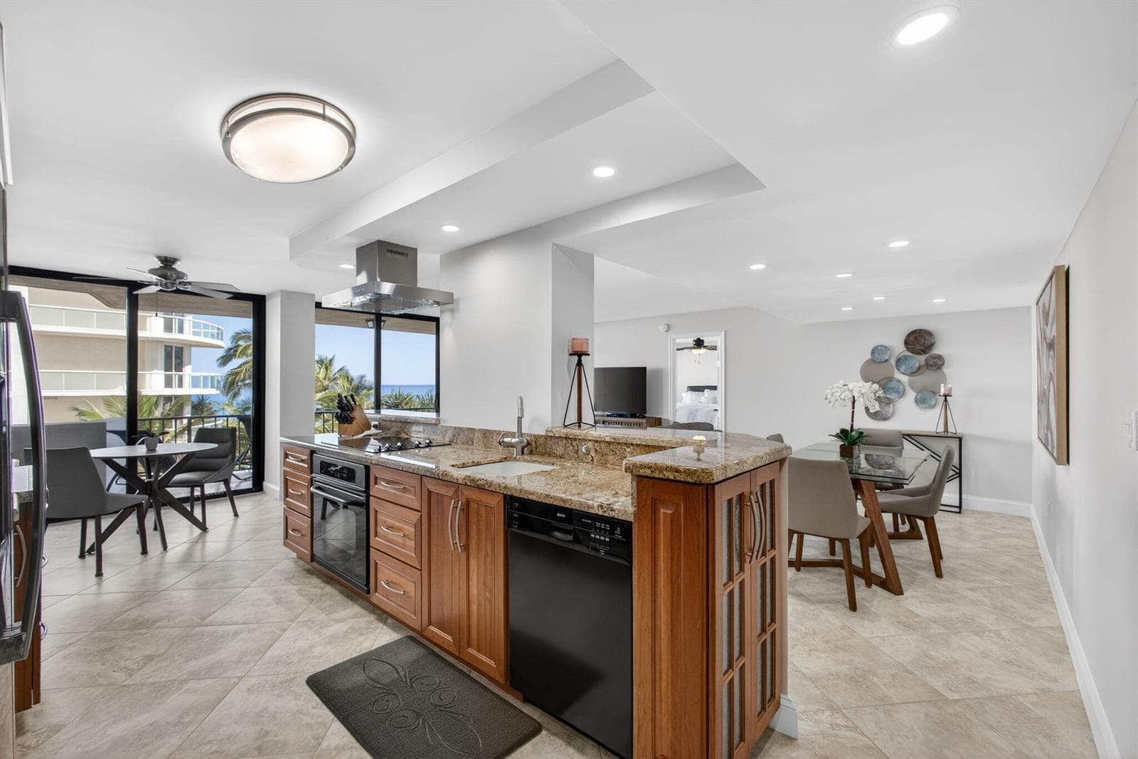 4200 N Ocean Drive # 1-406, Riviera Beach, FL 33404 — zdjęcie 2