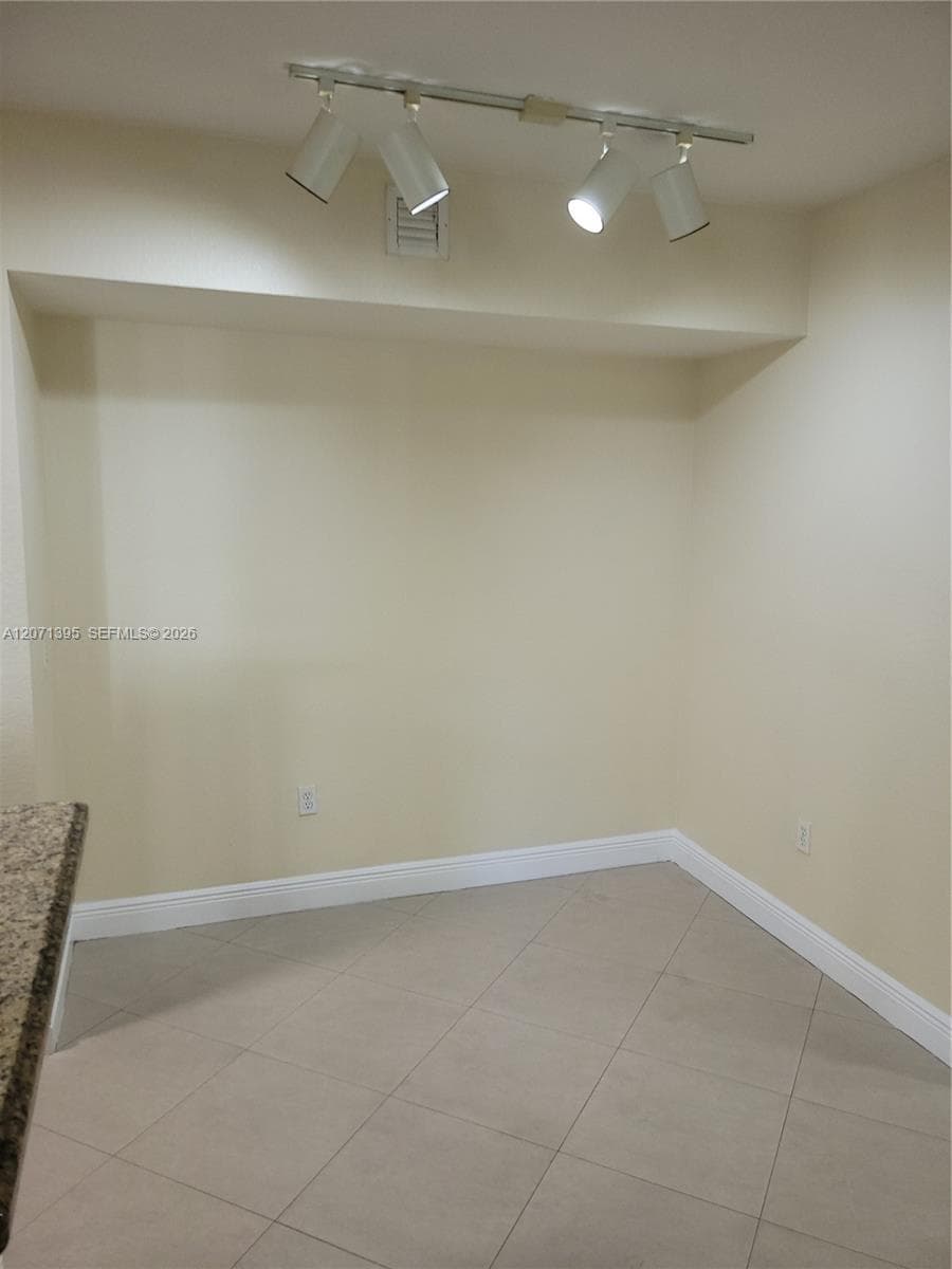 2564 CENTERGATE DR # 108, Miramar, FL 33025 — zdjęcie 4