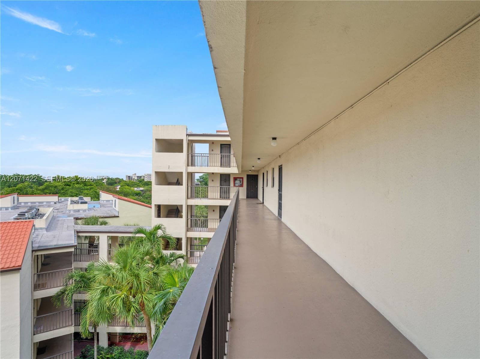 2314 S Cypress Bend # 611, Pompano Beach, FL 33069 — zdjęcie 2