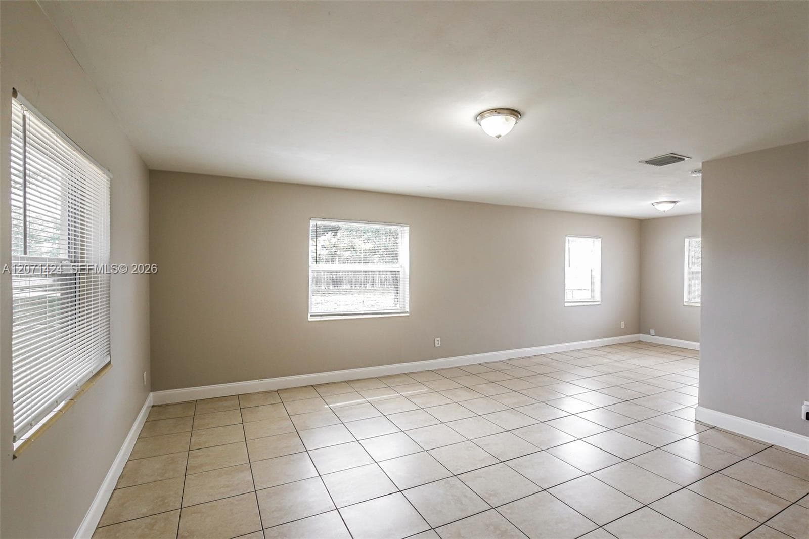 1943 Thomas St, Hollywood, FL 33020 — zdjęcie 4