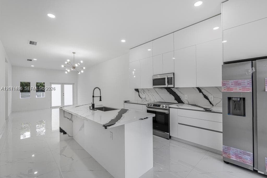 2419 NW 97th St, Miami, FL 33147 — zdjęcie 5