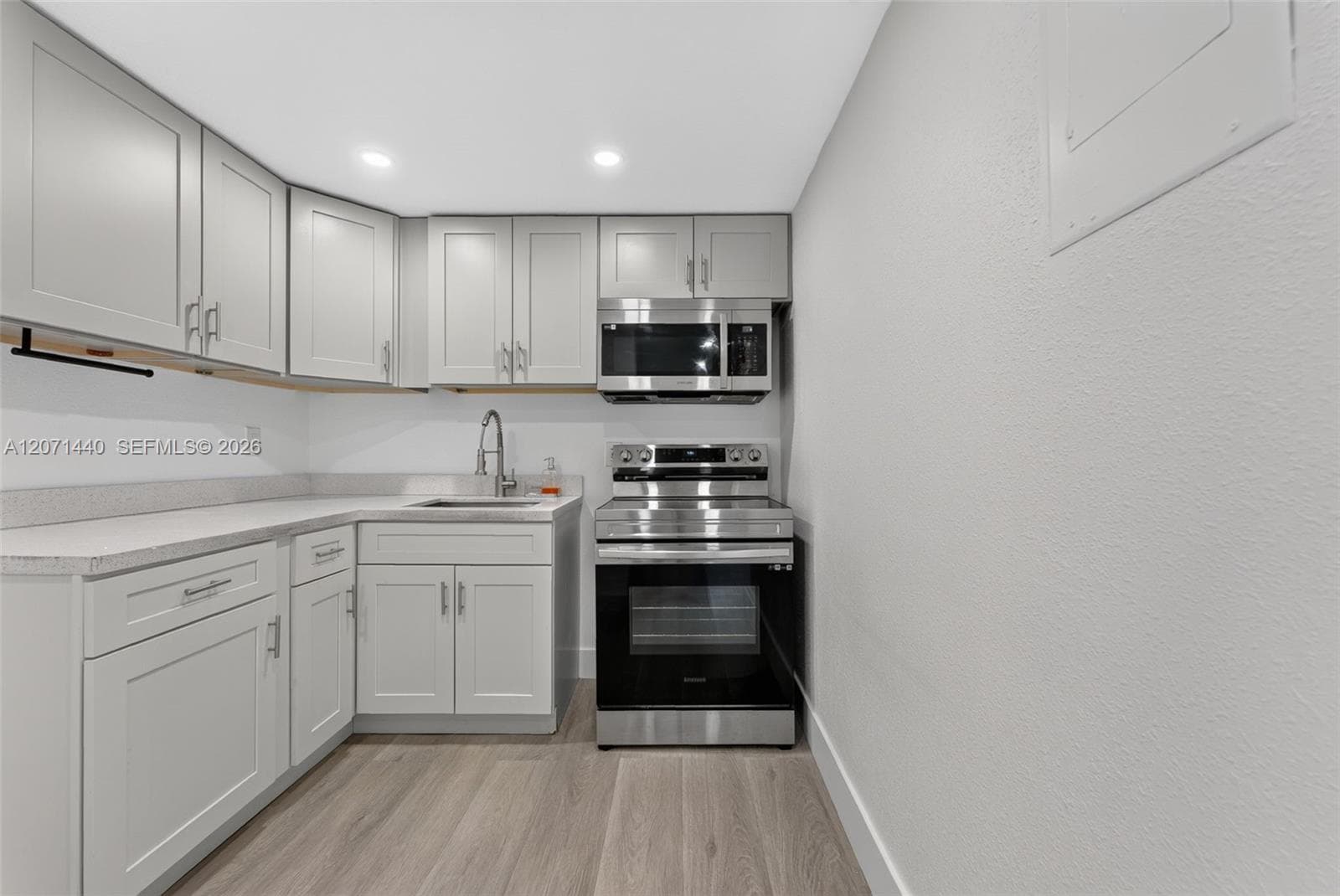 37 NW 59th St # 4, Miami, FL 33127 — zdjęcie 4