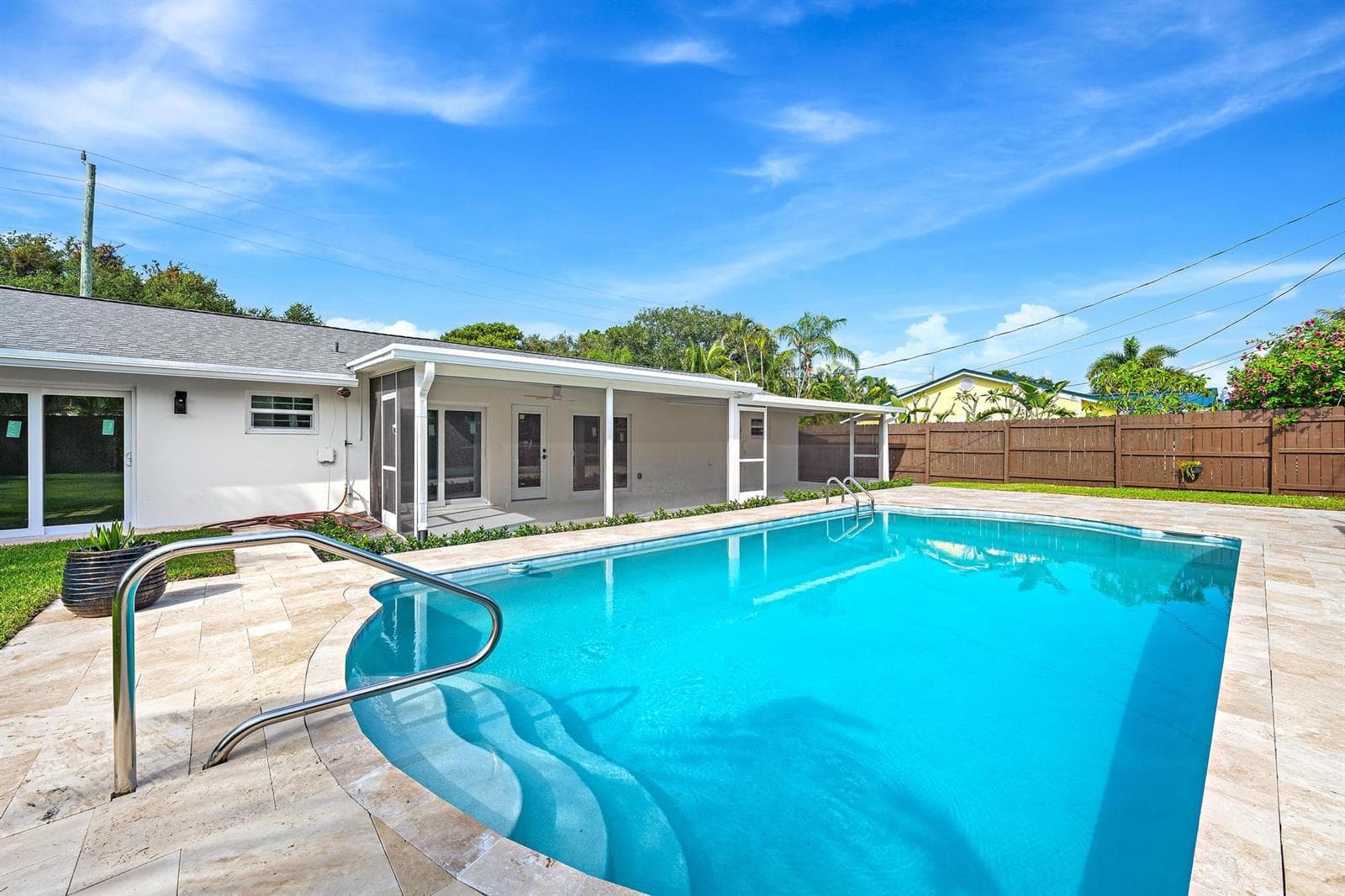 109 E RIVERSIDE Drive, Jupiter, FL 33469 — zdjęcie 5