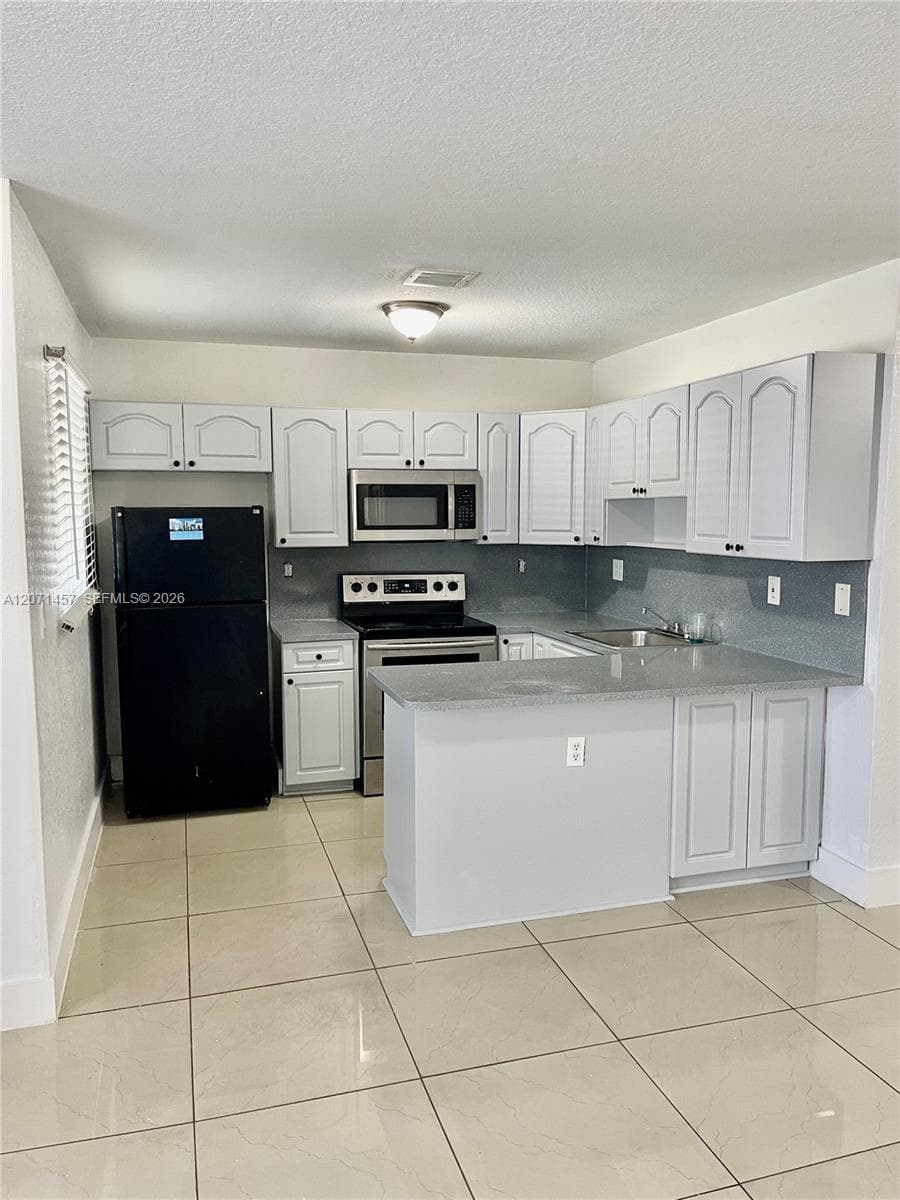 5859 NW 13th Ave, Miami, FL 33142 — zdjęcie 2