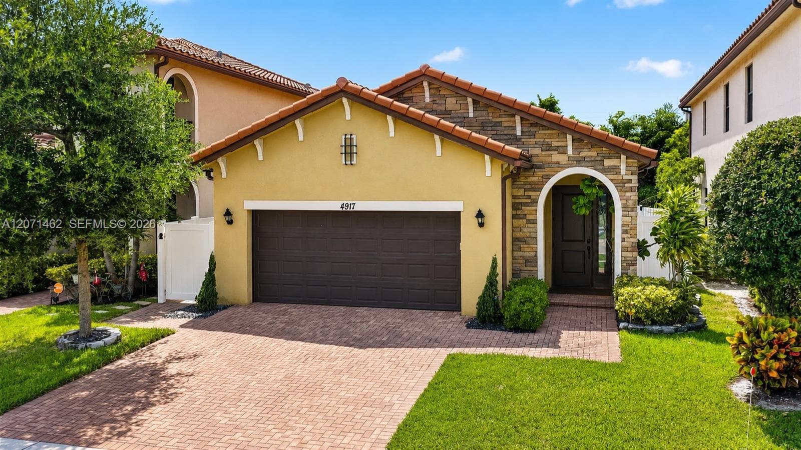 4917 NW 51st Ter, Tamarac, FL 33319 — zdjęcie 2