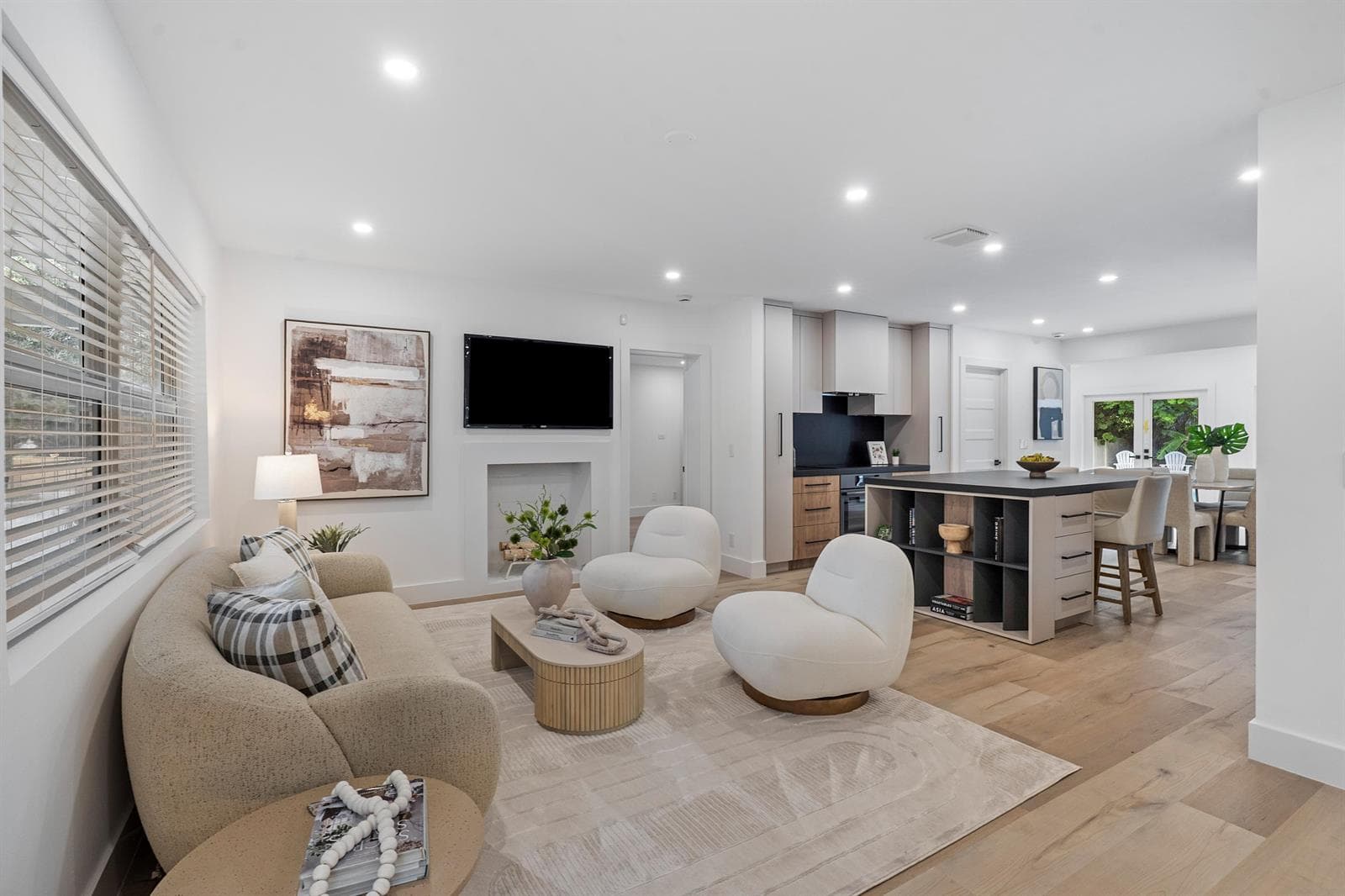 1619 NE 2ND Avenue, Delray Beach, FL 33444 — zdjęcie 3
