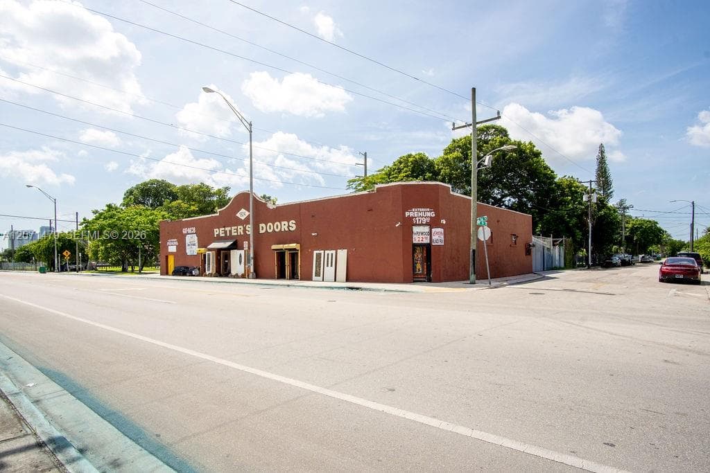 800 NW 36th St, Miami, FL 33127 — zdjęcie 3