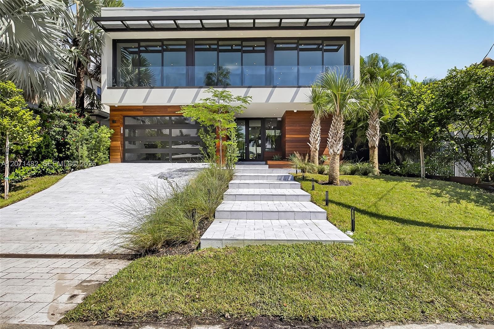 620 Solar Isle Dr, Fort Lauderdale, FL 33301 — zdjęcie 2