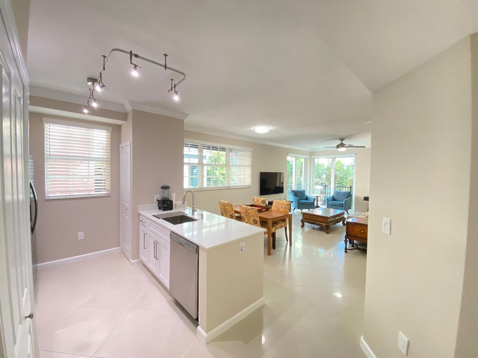 225 NE 1st Street # 202, Delray Beach, FL 33444