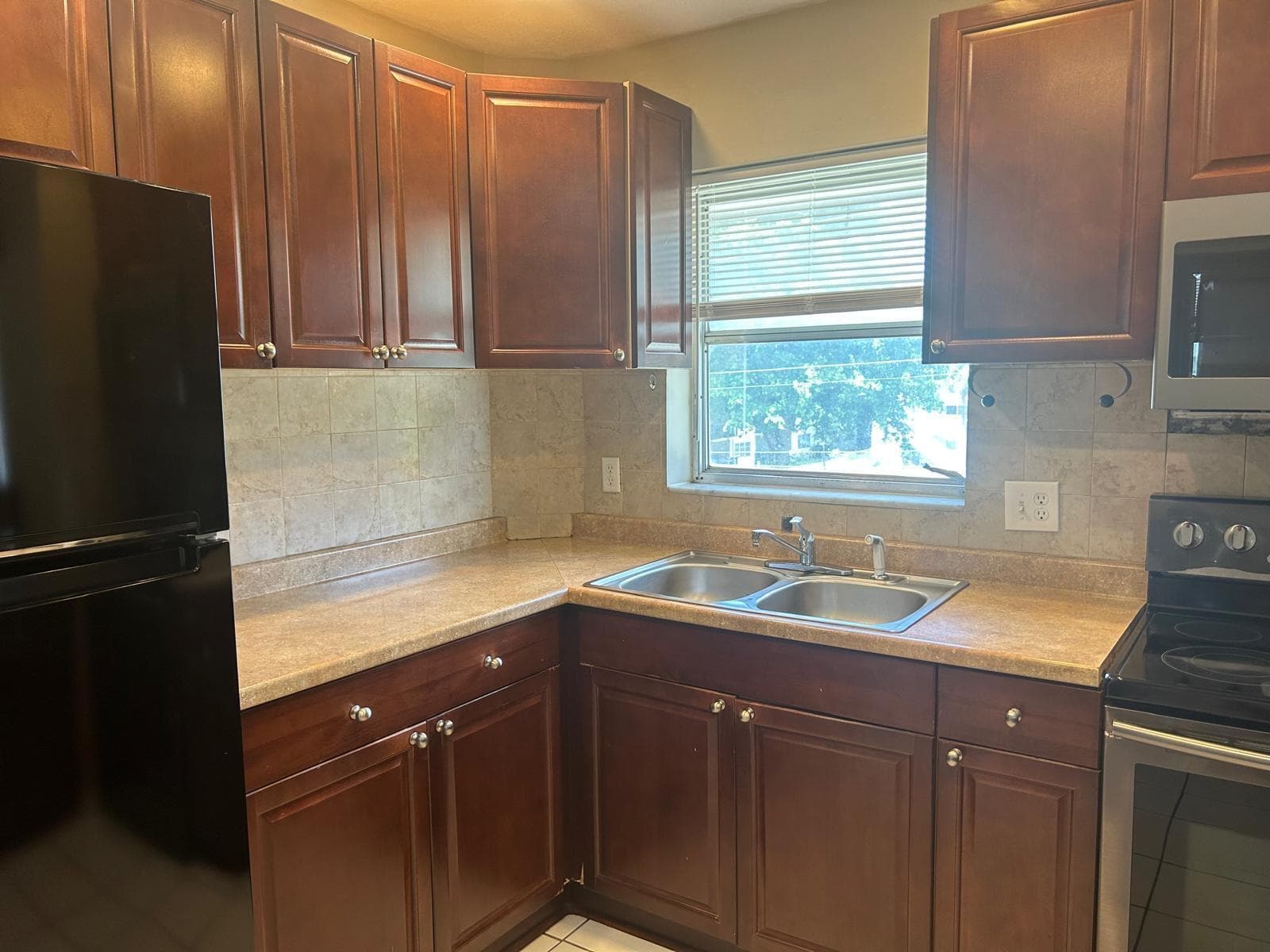 3930 CRYSTAL LAKE Drive # 316, Deerfield Beach, FL 33064 — zdjęcie 3