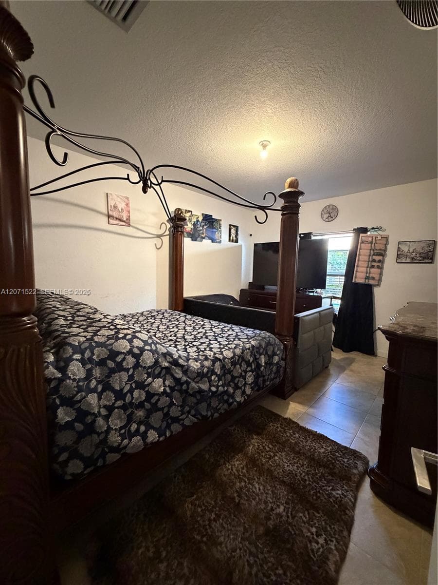 548 NE 5th Way, Florida City, FL 33034 — zdjęcie 5