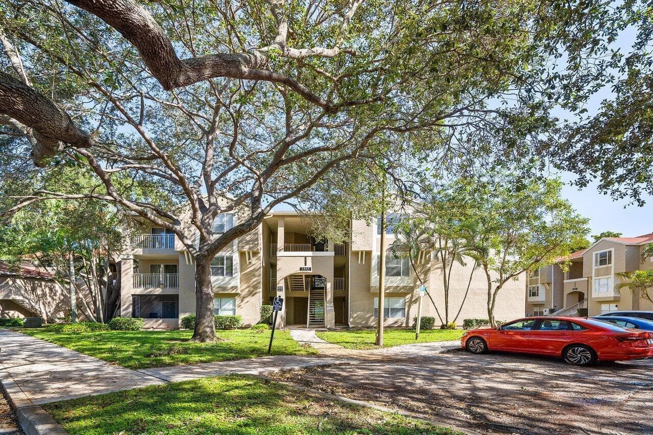 1825 PALM COVE Boulevard # 7-306, Delray Beach, FL 33445 — zdjęcie 2