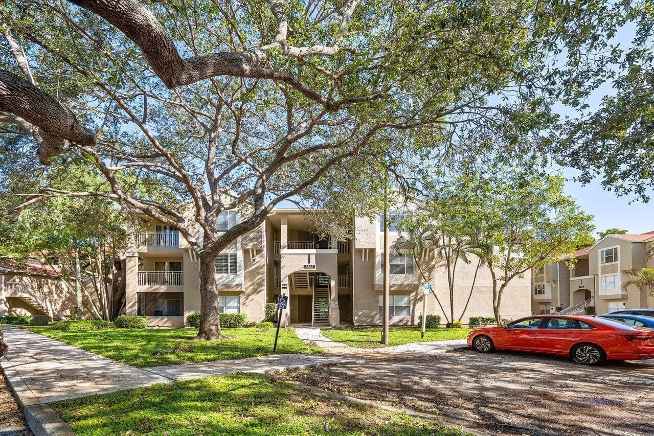 1825 PALM COVE Boulevard # 7-306, Delray Beach, FL 33445 — zdjęcie 3