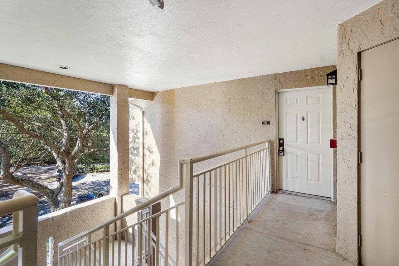 1825 PALM COVE Boulevard # 7-306, Delray Beach, FL 33445 — zdjęcie 5