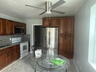 2329 FAIRWAY Drive, FL 33409 — zdjęcie 2