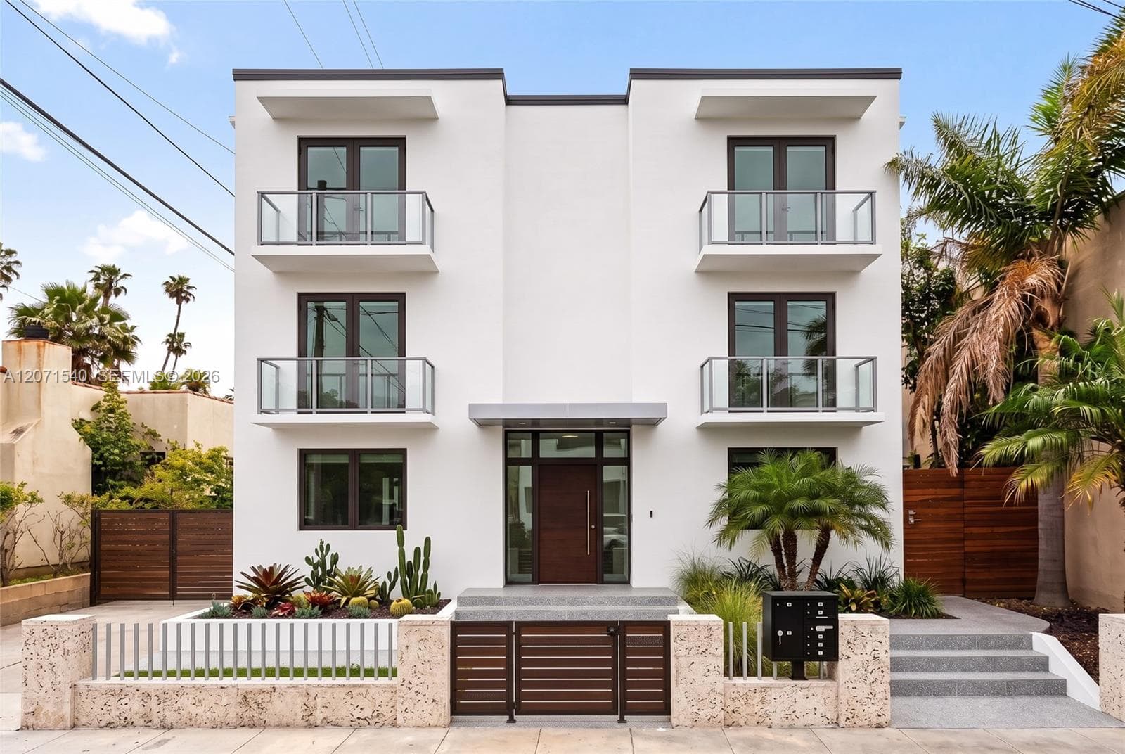 1324 SW 5th St, Miami, FL 33135 — zdjęcie 5
