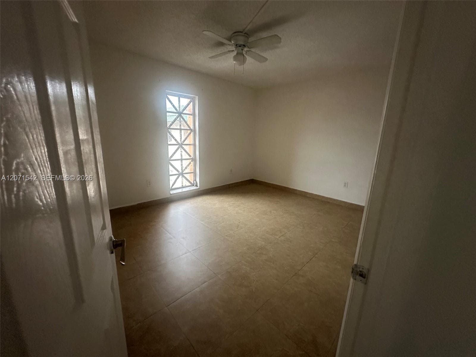 6780 W 2nd Ct # 312, Hialeah, FL 33012 — zdjęcie 4