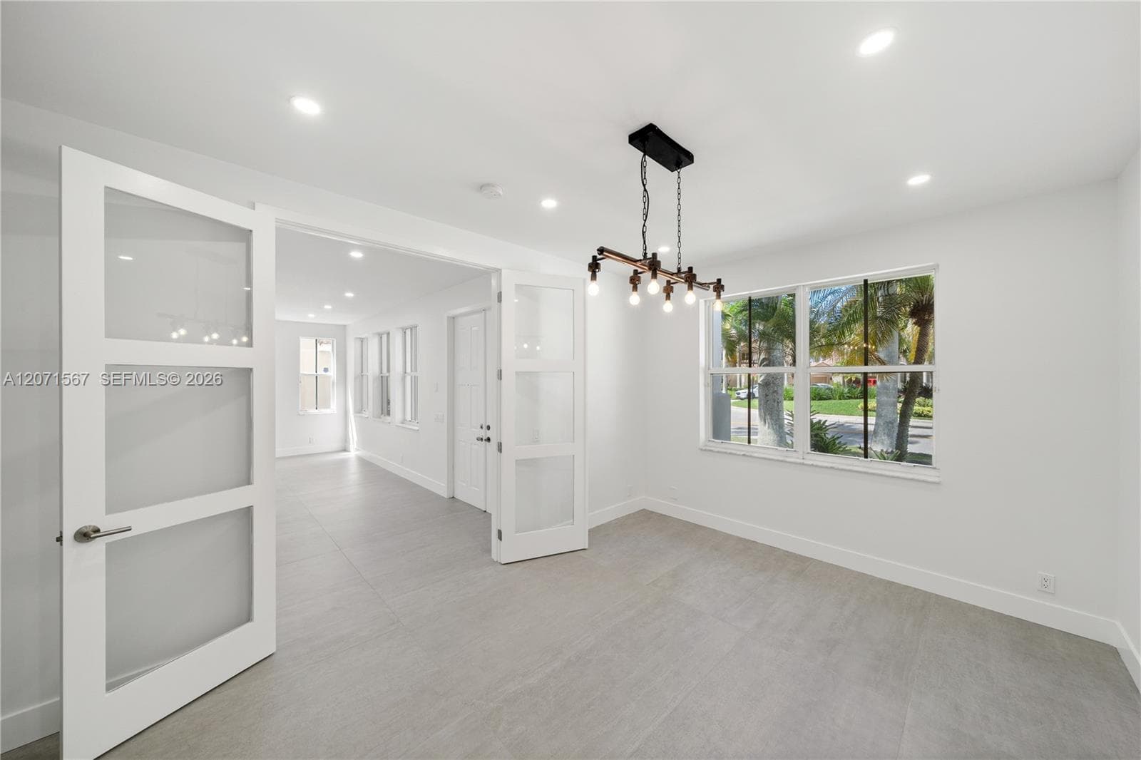 1855 Hidden Trail Ln, Weston, FL 33327 — zdjęcie 3