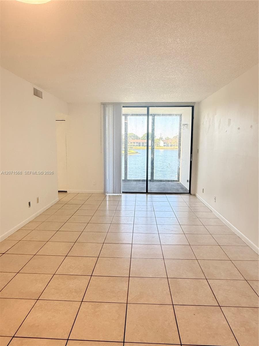 210 Lake Pointe Dr # 210, Oakland Park, FL 33309 — zdjęcie 5