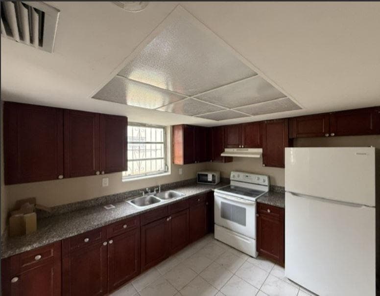 16980 N MIAMI Avenue, North Miami Beach, FL 33169 — zdjęcie 4