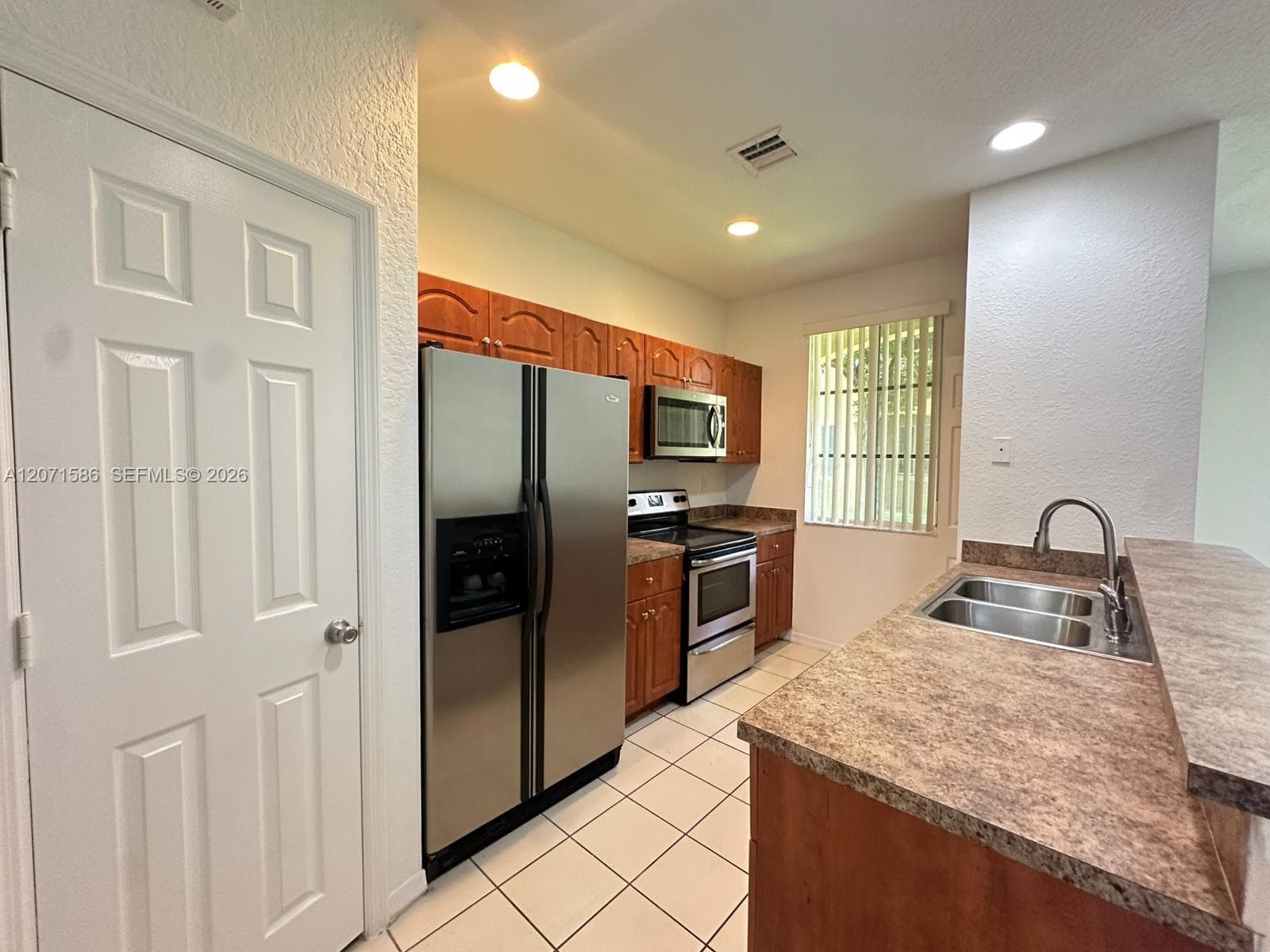 6055 SW 19th Ct # 6055, North Lauderdale, FL 33068