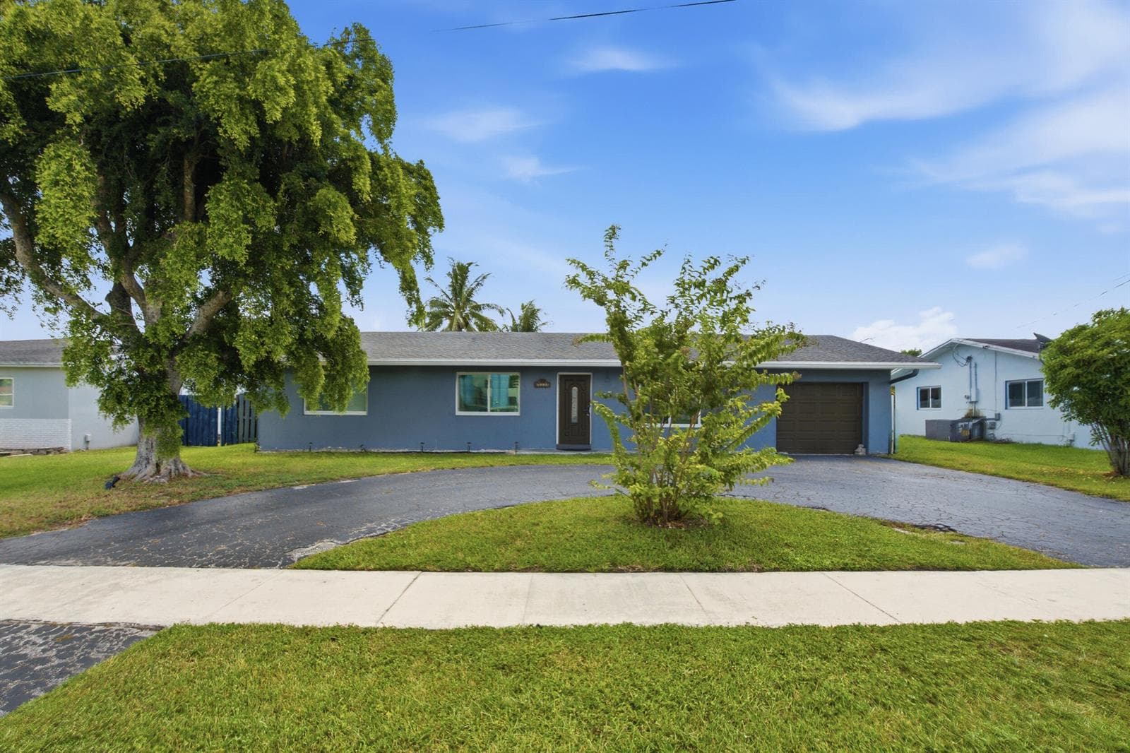 1000 W River Drive, Margate, FL 33063