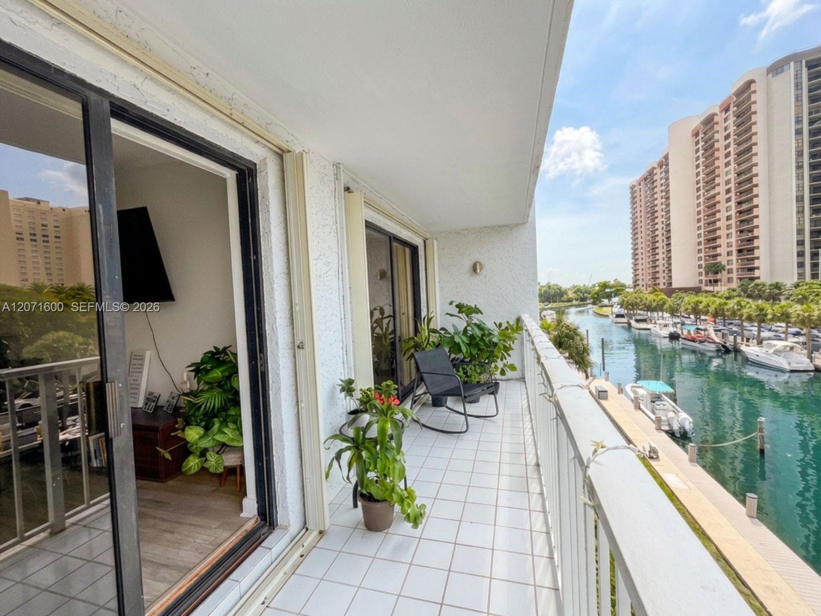 1650 NE 115th St # 403, Miami, FL 33181 — zdjęcie 4