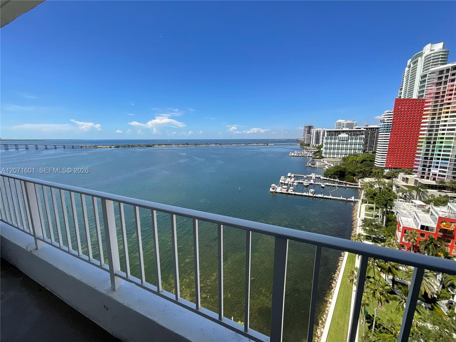 Brickell Harbour — zdjęcie 2