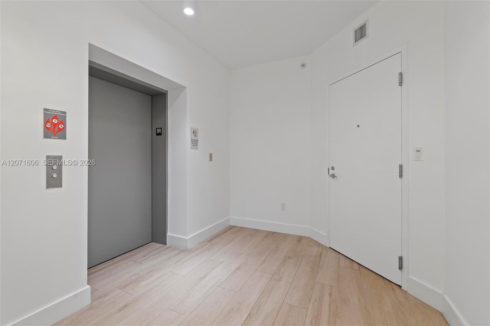 16385 Biscayne Blvd # 521, North Miami Beach, FL 33160 — zdjęcie 3
