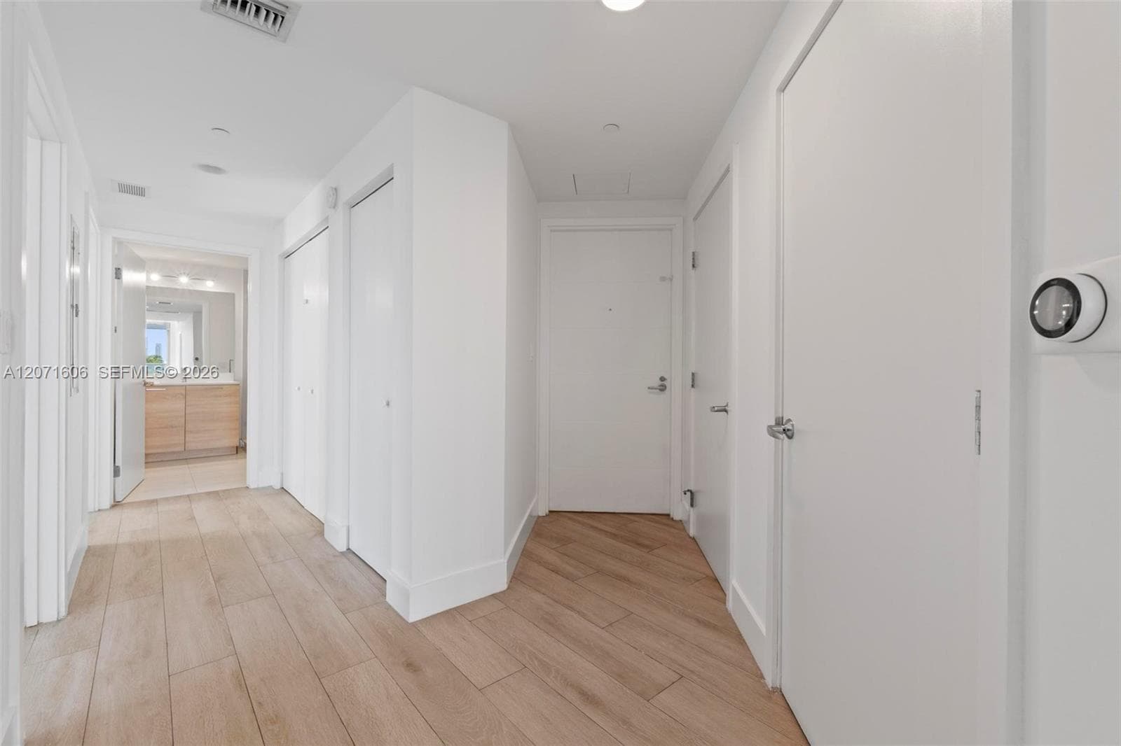 16385 Biscayne Blvd # 521, North Miami Beach, FL 33160 — zdjęcie 4