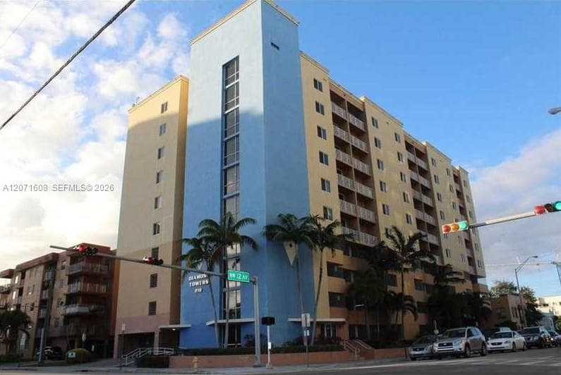 218 NW 12th Ave # 802, Miami, FL 33128