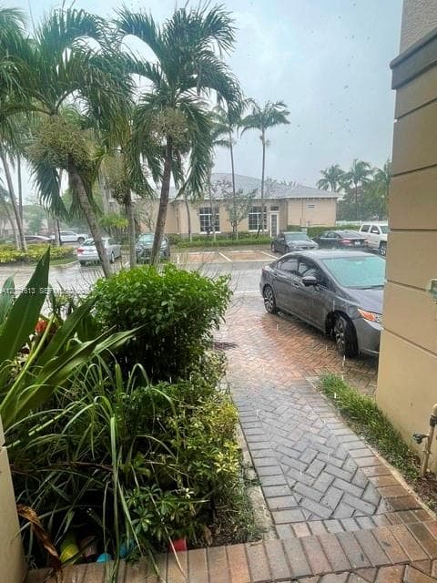 2004 Marsh Harbor Dr, Riviera Beach, FL 33404 — zdjęcie 2