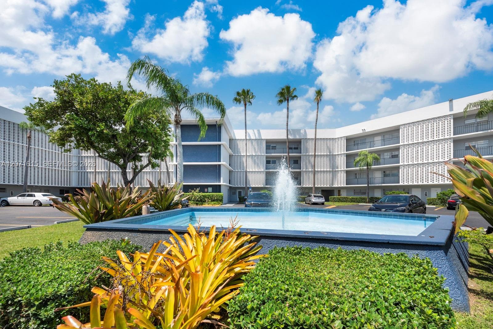 873 NE 195 # 206, Miami, FL 33179 — zdjęcie 2