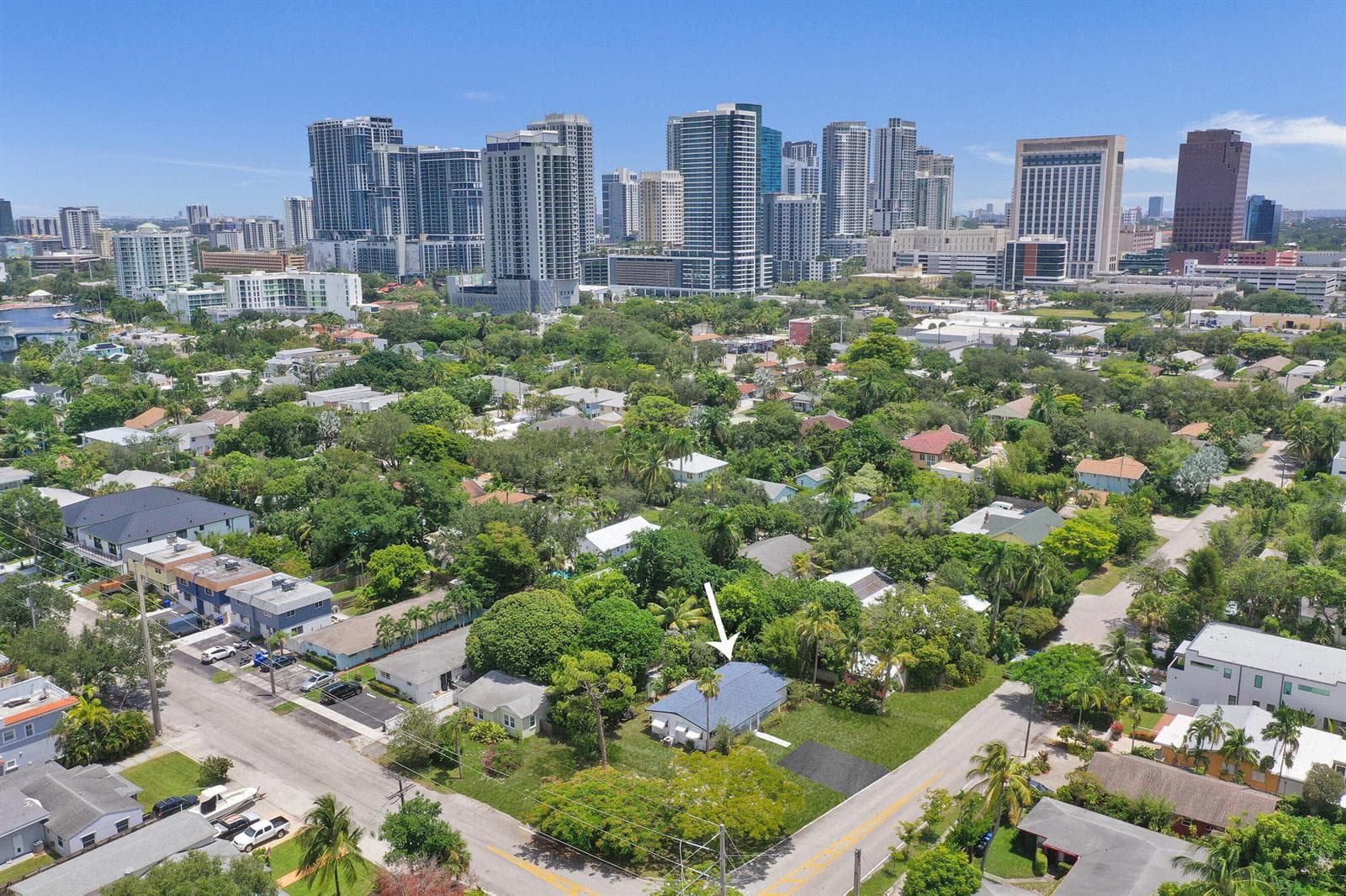 611 SW 7TH Street, Fort Lauderdale, FL 33315