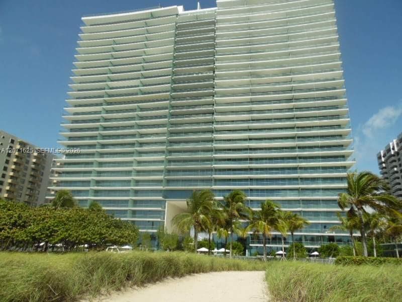 10201 Collins Ave # 805, Bal Harbour, FL 33154 — zdjęcie 3