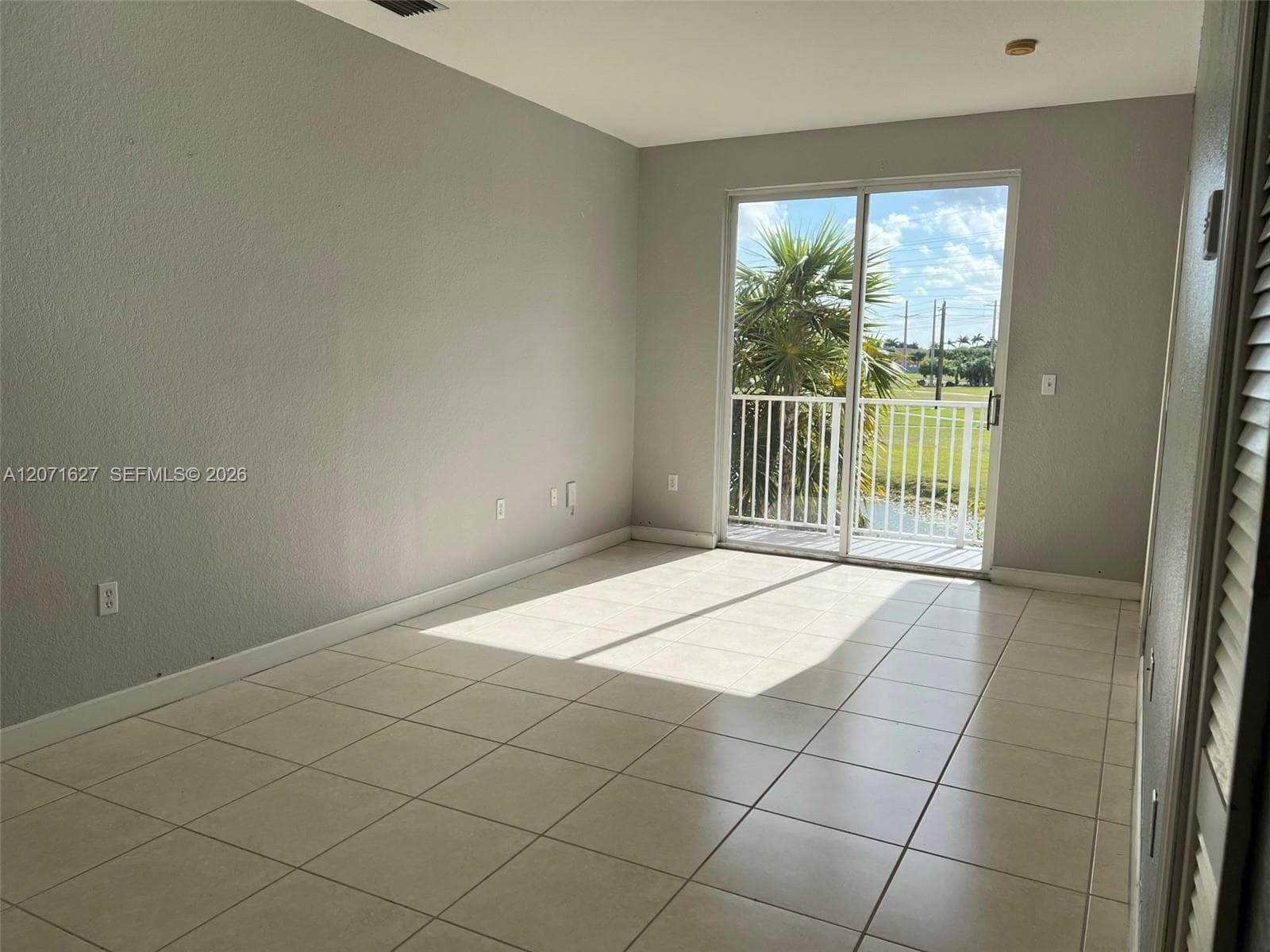 17630 NW 73rd Ave # 203-4, Hialeah, FL 33015 — zdjęcie 3