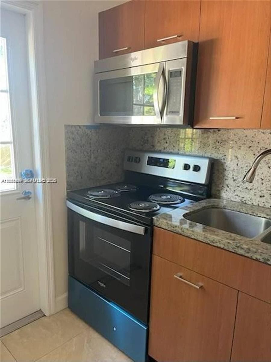 4038 SW 9th Terrace, Miami, FL 33134 — zdjęcie 3