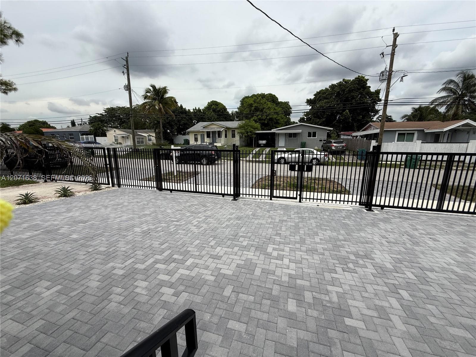 1256 NE 110th Ter, Miami, FL 33161 — zdjęcie 3