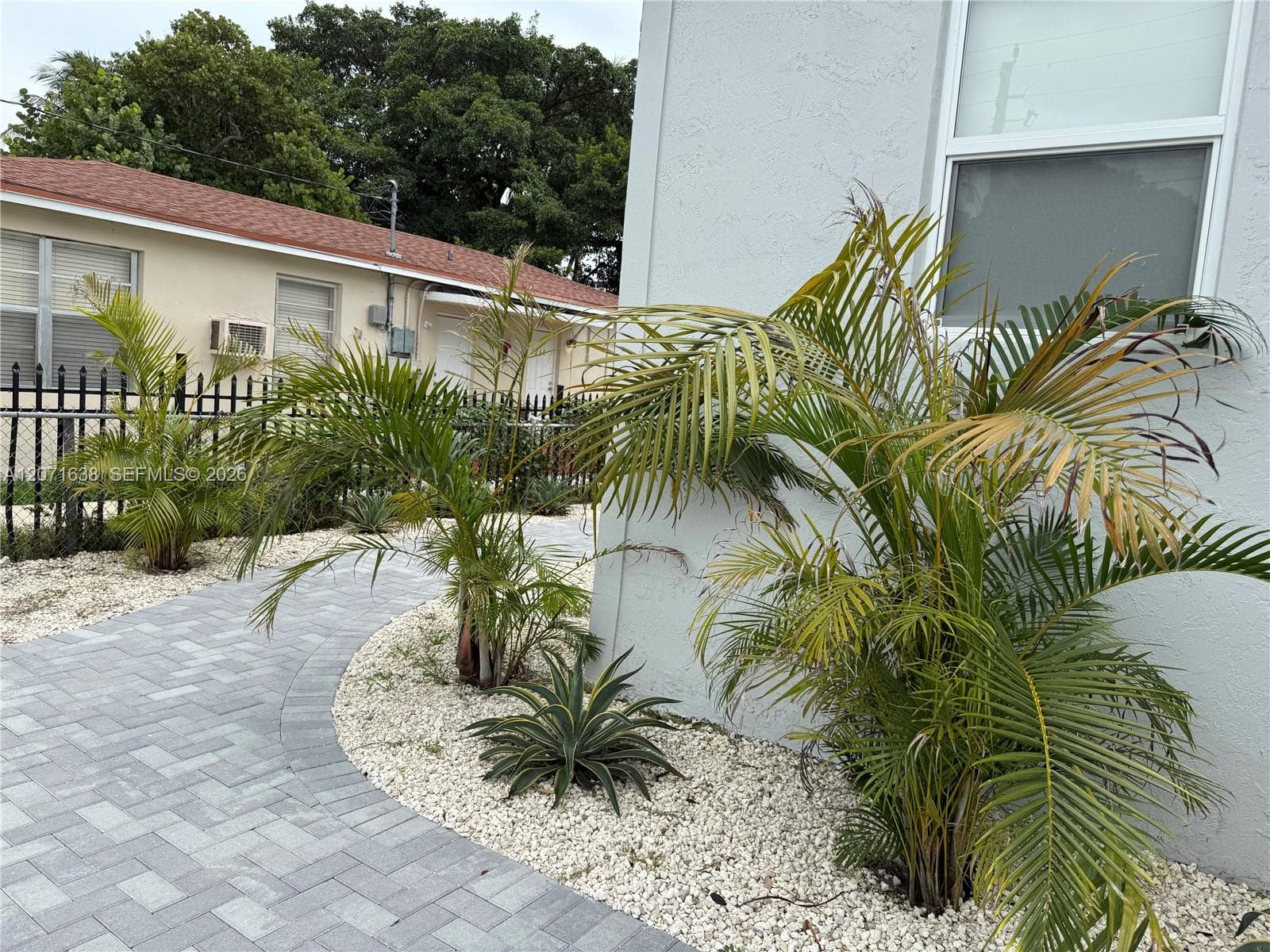 1256 NE 110th Ter, Miami, FL 33161 — zdjęcie 4