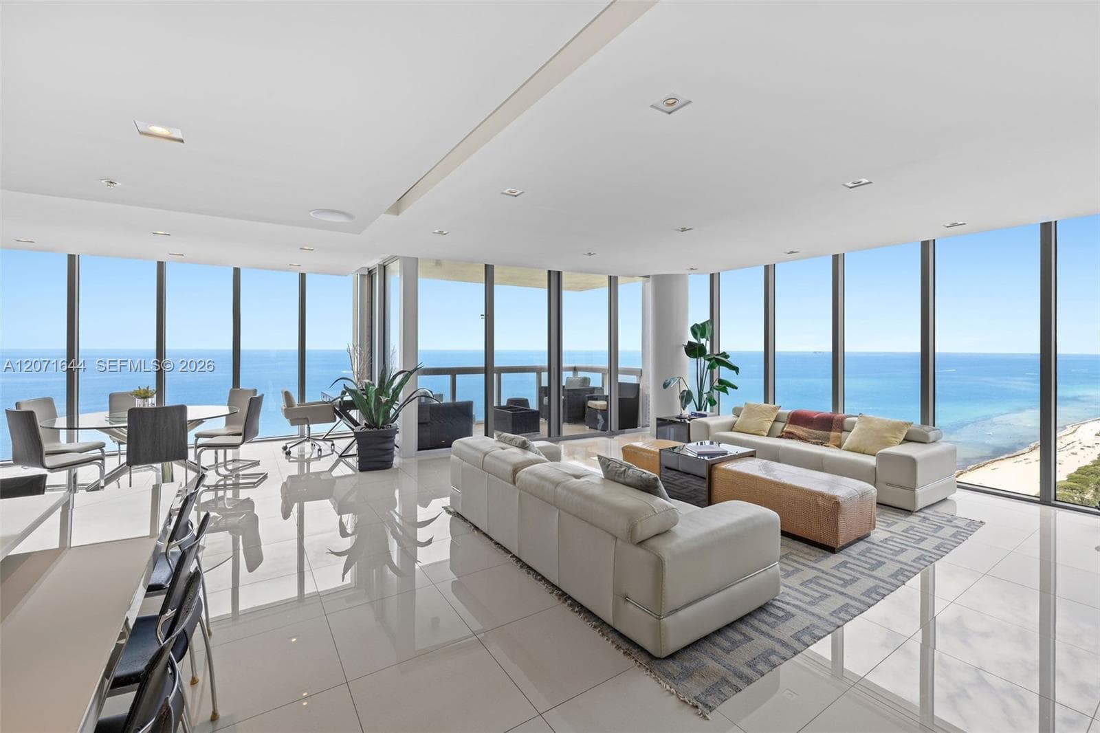 6899 Collins Ave # 2708, Miami Beach, FL 33141