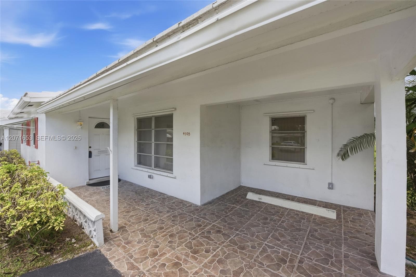 4305 NW 1 TER, Deerfield Beach, FL 33064 — zdjęcie 4