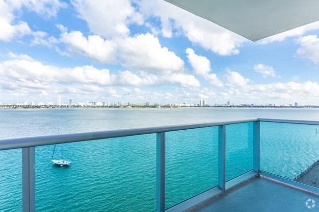 7525 E Treasure Dr # 410, North Bay Village, FL 33141 — zdjęcie 4