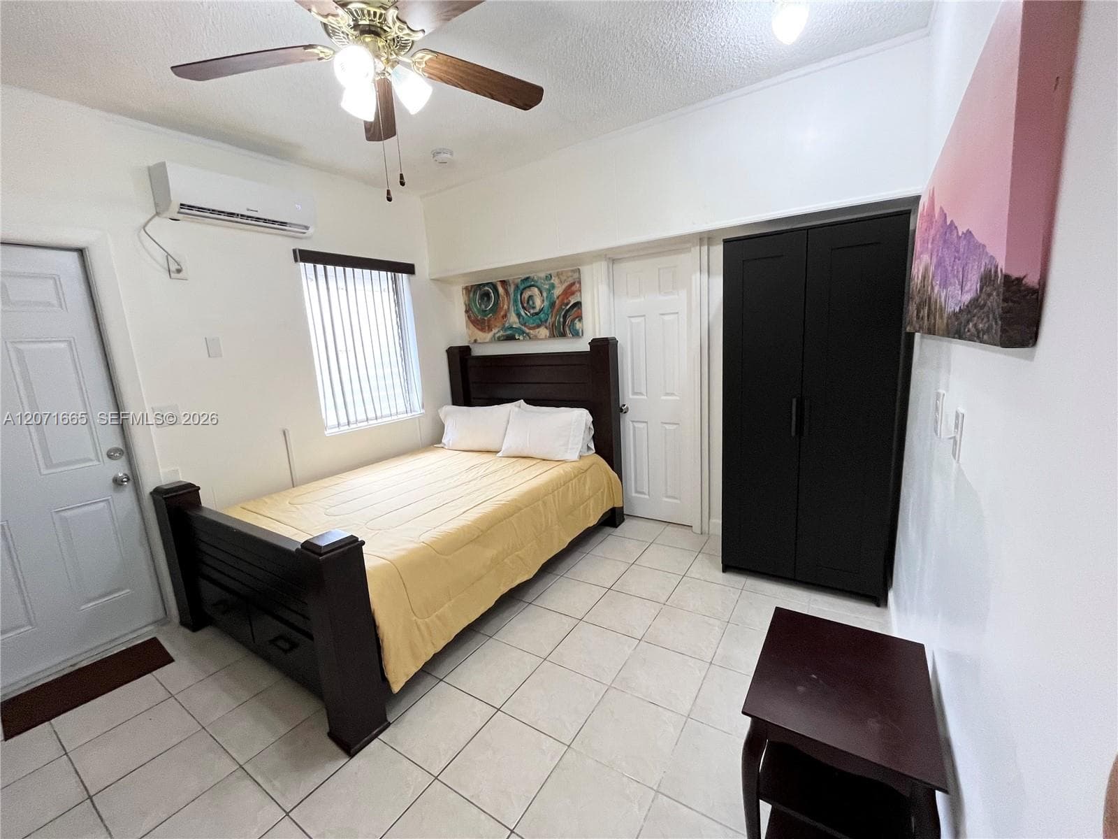 3054 NW 18TH ST # 2, Miami, FL 33125 — zdjęcie 2