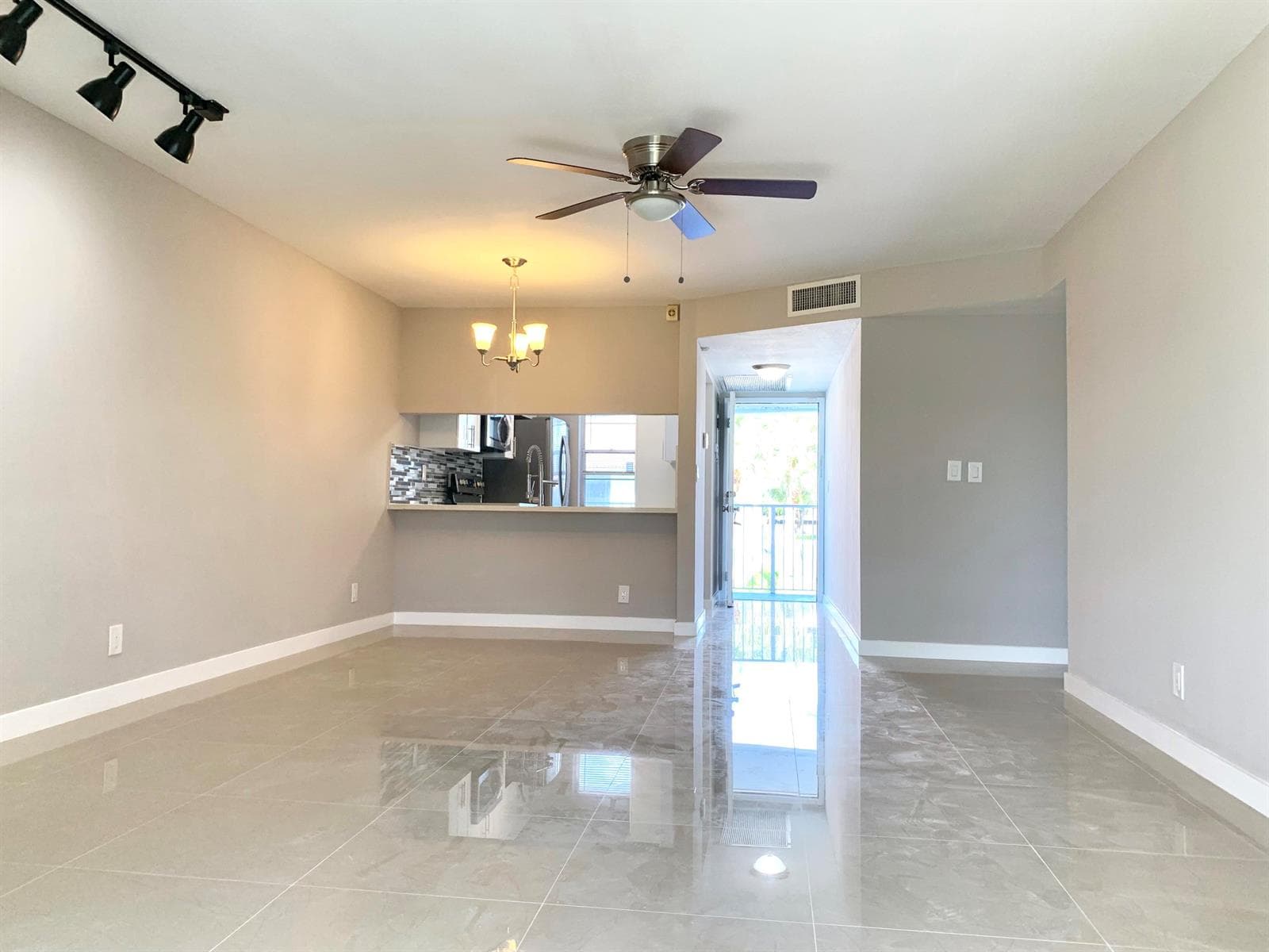 2750 Forest Hills Boulevard # 208, Coral Springs, FL 33065 — zdjęcie 5