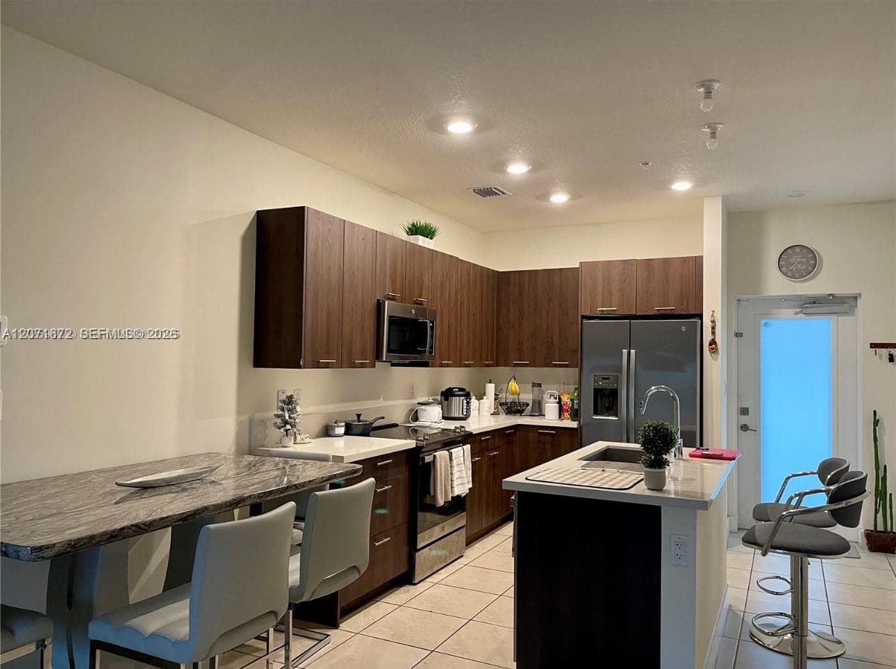 8201 NW 41st St # D-302, Doral, FL 33166 — zdjęcie 3